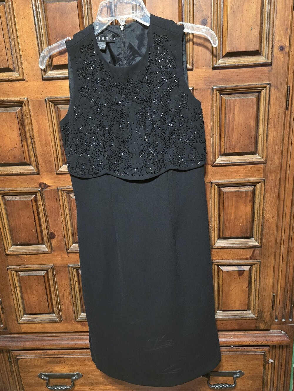 Marianna Black Beaded Sheath Dress Round Neck Sleeveless Crepe Zip Size 4